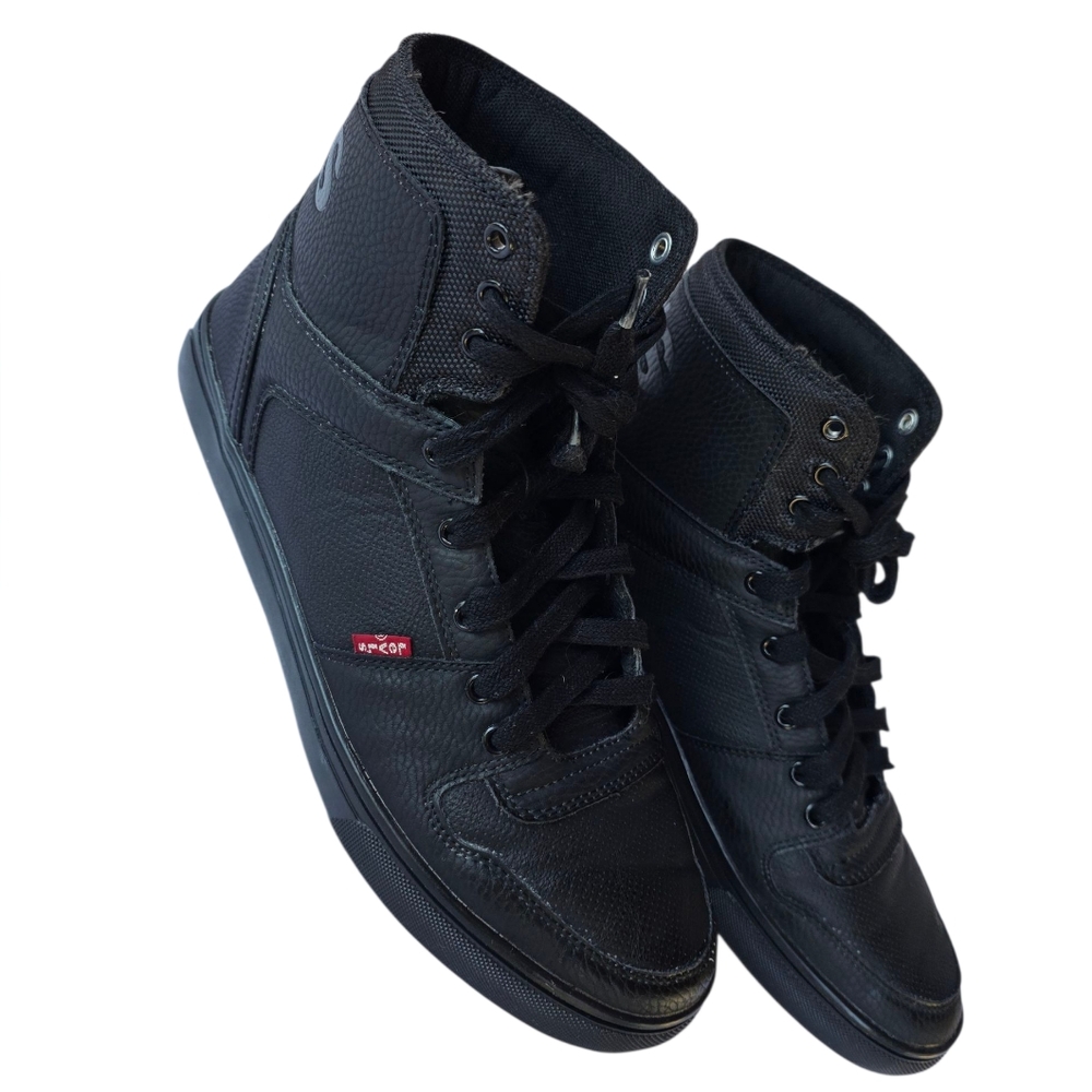 Levi's Black High-Top Sneakers
